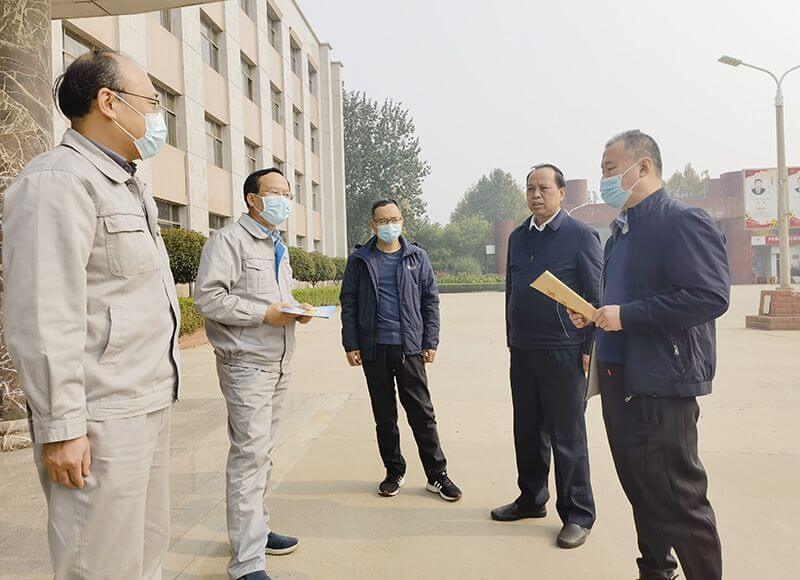 市工信局为公司送来疫情防控车辆通畅证