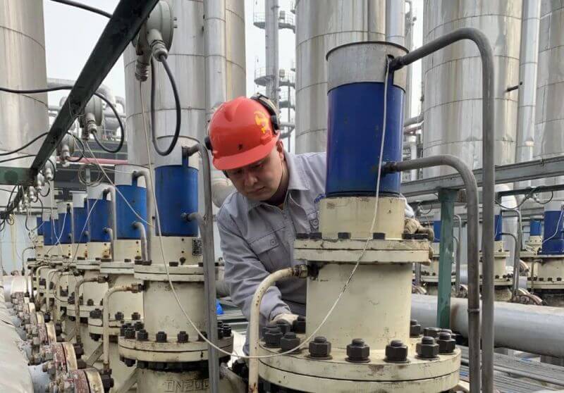 先进圭表 | 刘晓岗：安身平庸 钻营卓越