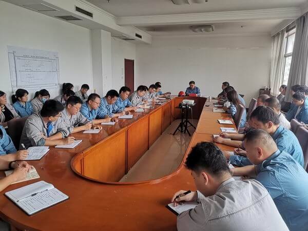 中科濮原公司召开“保生计，降本增效大会商”带头会