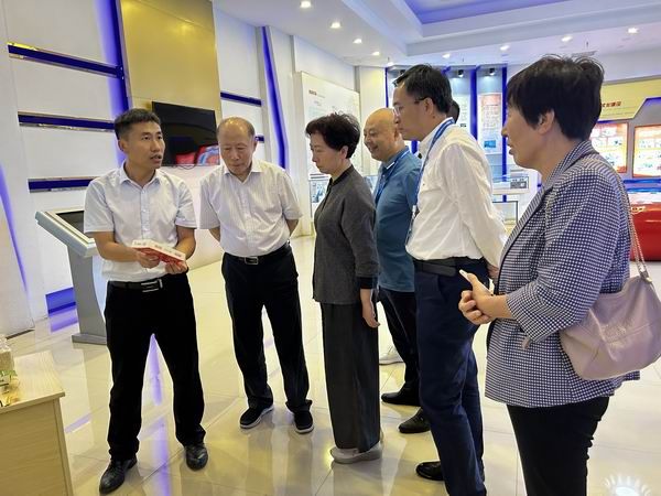 中国石油和化学工业结合会王述纲一行到访中原mansion88·明升官方网站