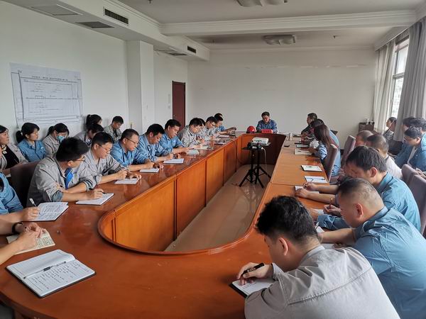 中科濮原公司+中科濮原公司召开“保生计，降本增效大会商”带头会